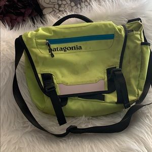 Patagonia messenger bag